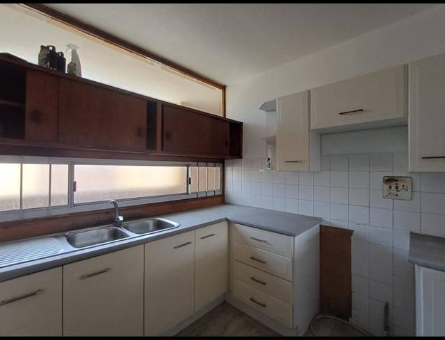 2 BEDROOM PROPERTY TO RENT IN SOUTH BEACH